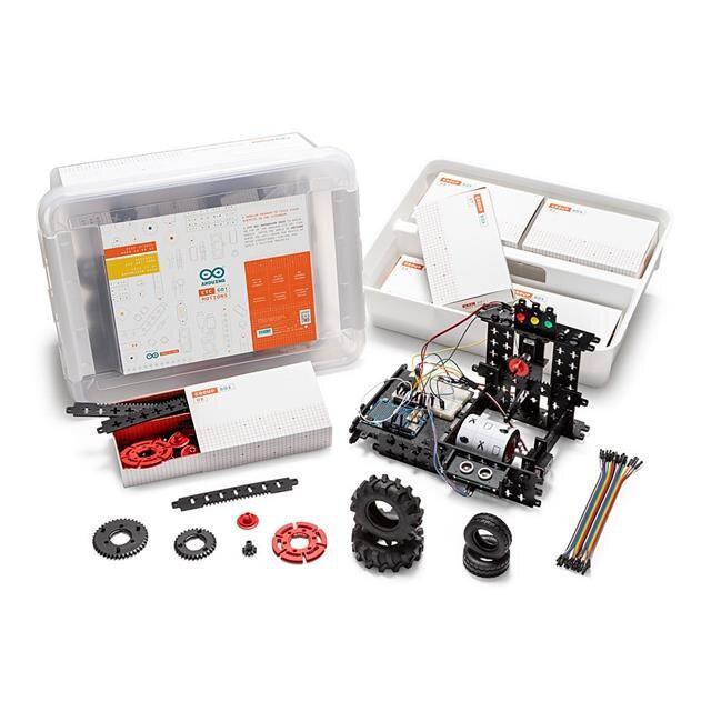 ARDUINO CTC GO! - kit MOTIONS EXPANSION PACK Continut Kit: 8 servomotoare standard 8 Servomotoare continue 8 cutii de grup de elevi: Fiecare grup de elevi va avea o cutie de componente cu materialele pe care trebuie să le adauge la CTC GO! Modulul de bază pentru a lucra la lecțiile experimentale. 16